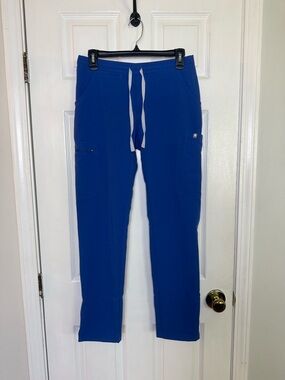 Figs Women’s Royal Blue Cargo Scrub Pants